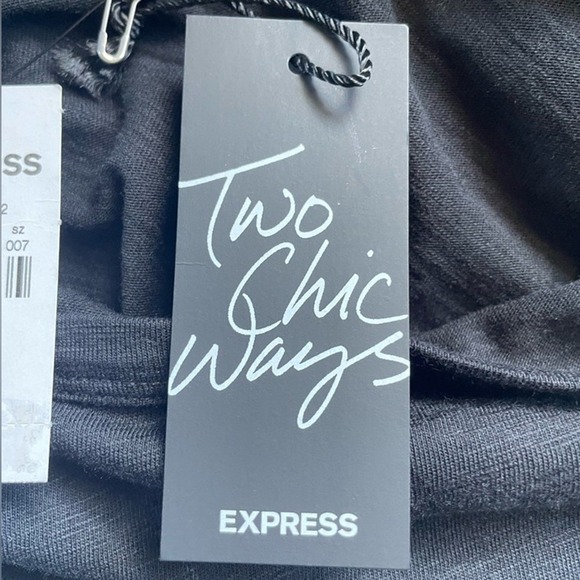 Express Two Chic Ways Reversible Neckline Black & White Striped Dress,Medium NEW - Picture 7 of 9